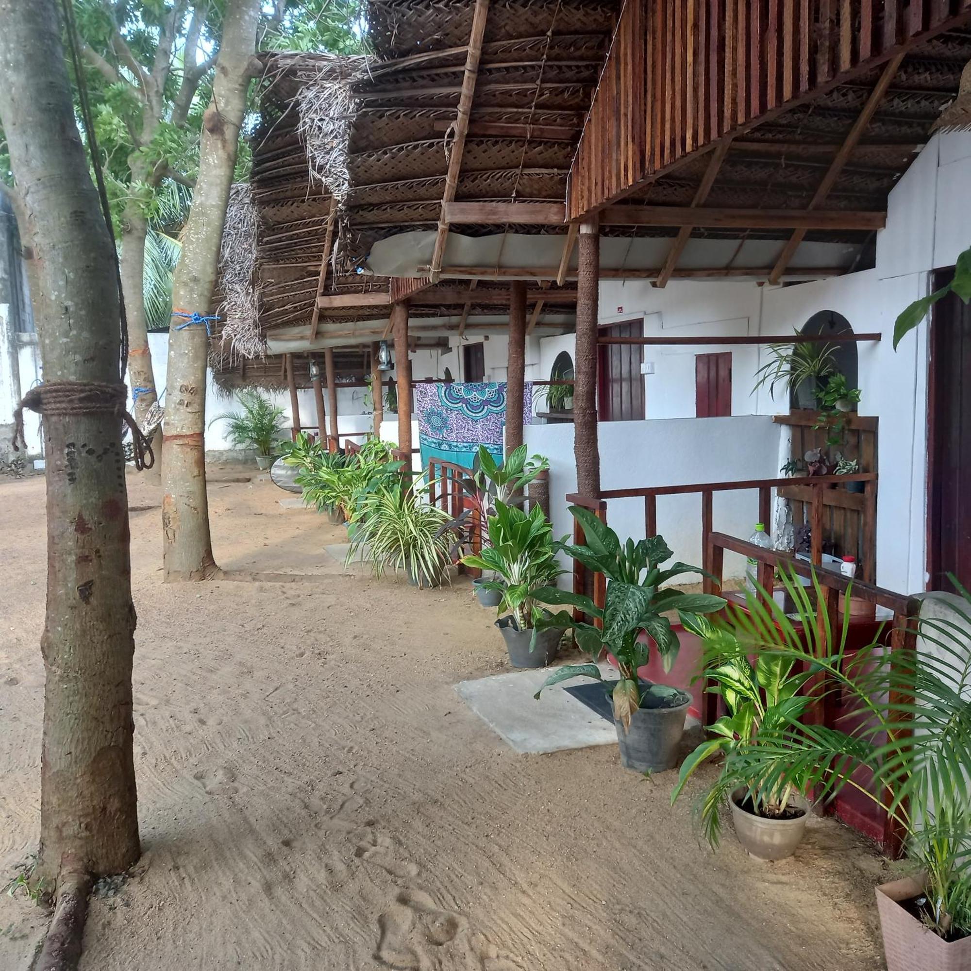 Bamboo Bay Hotell Arugam Kudah Eksteriør bilde